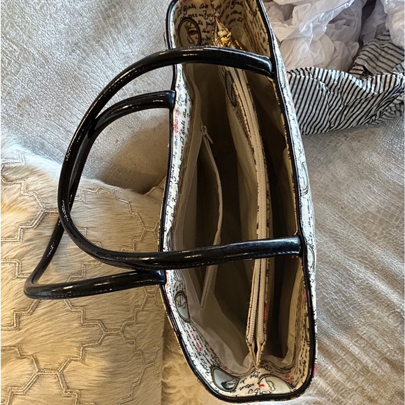 Lulu Guinness Boys & Girls Tote Black White w Black Rolled Patton Handles. - Picture 10 of 16